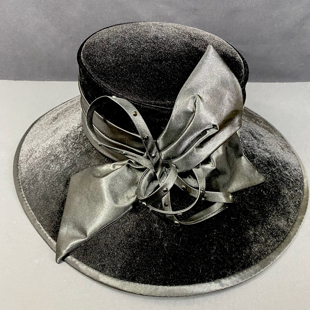 Beautiful velvet hat